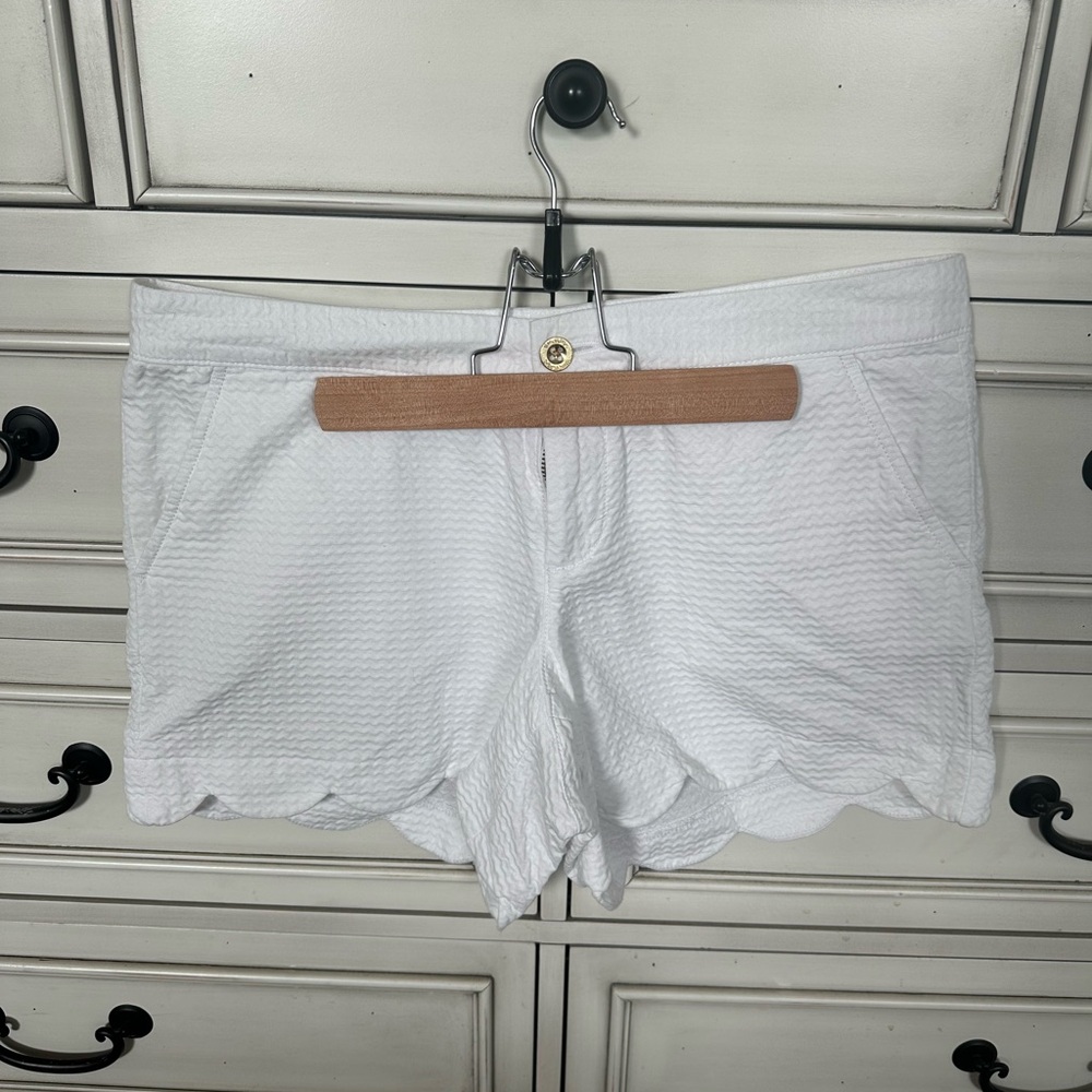Lilly Pulitzer White Scalloped High Waist Shorts
